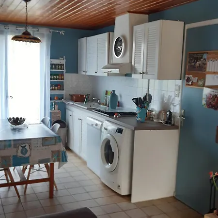 Maison En Bord De Pour 6 Pers Avec Wifi Et Animaux Admis - Fr-1-823-67 Barbâtre